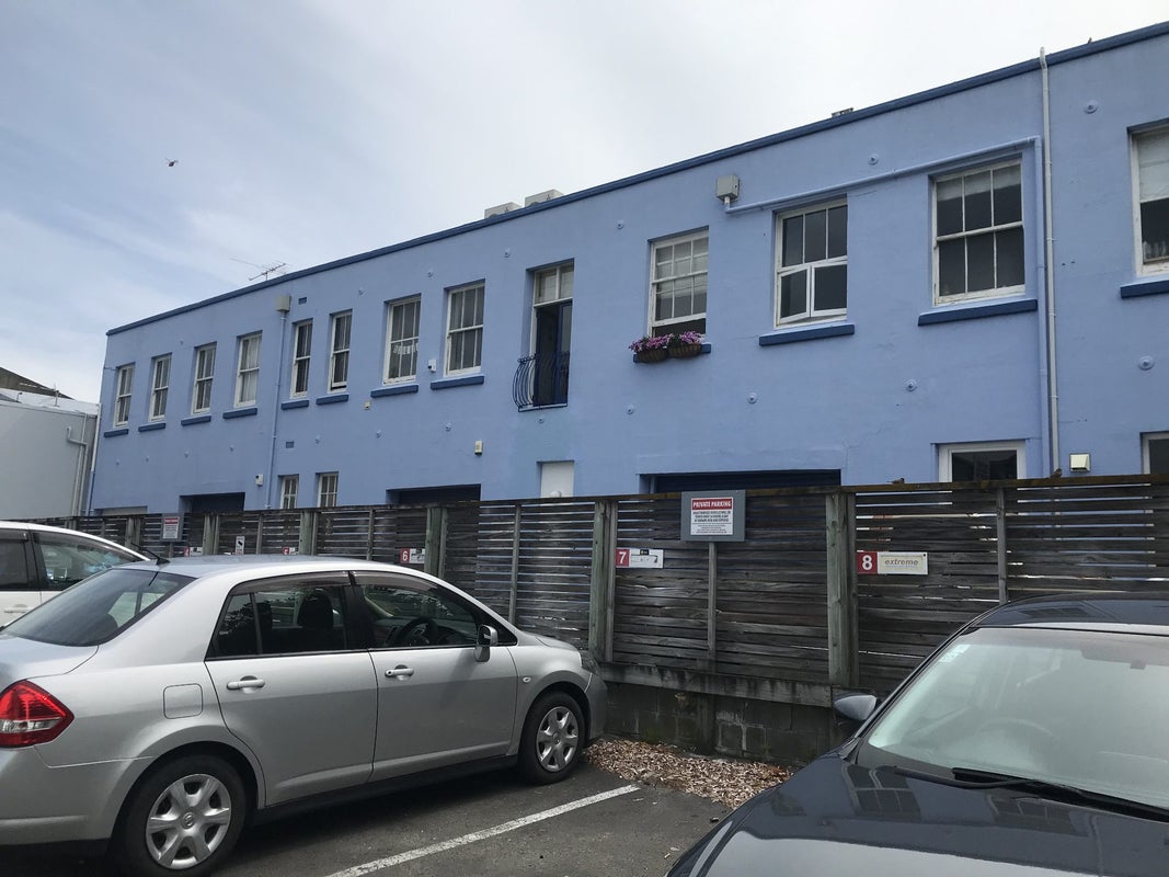 2/2 King Street, Mount Cook, Wellington - Carousel 2