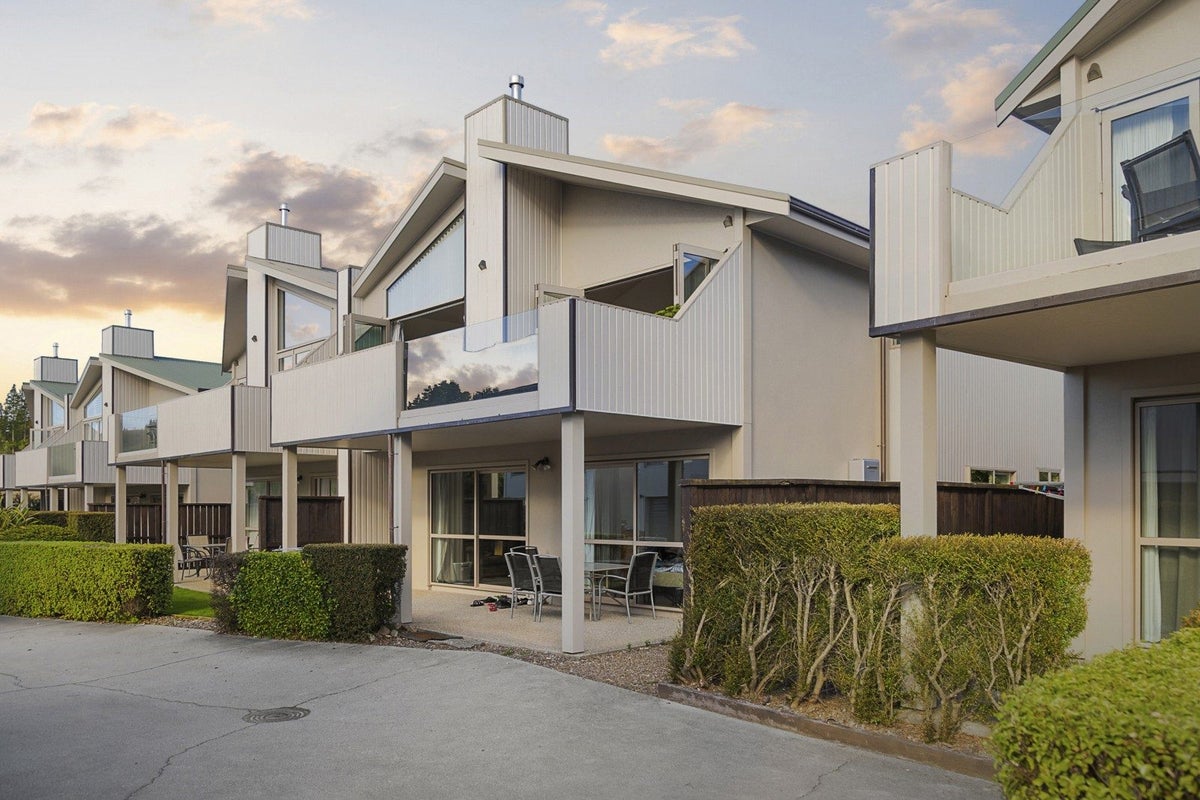 11/146 Anderson Road, Wanaka, Wanaka - Carousel 1