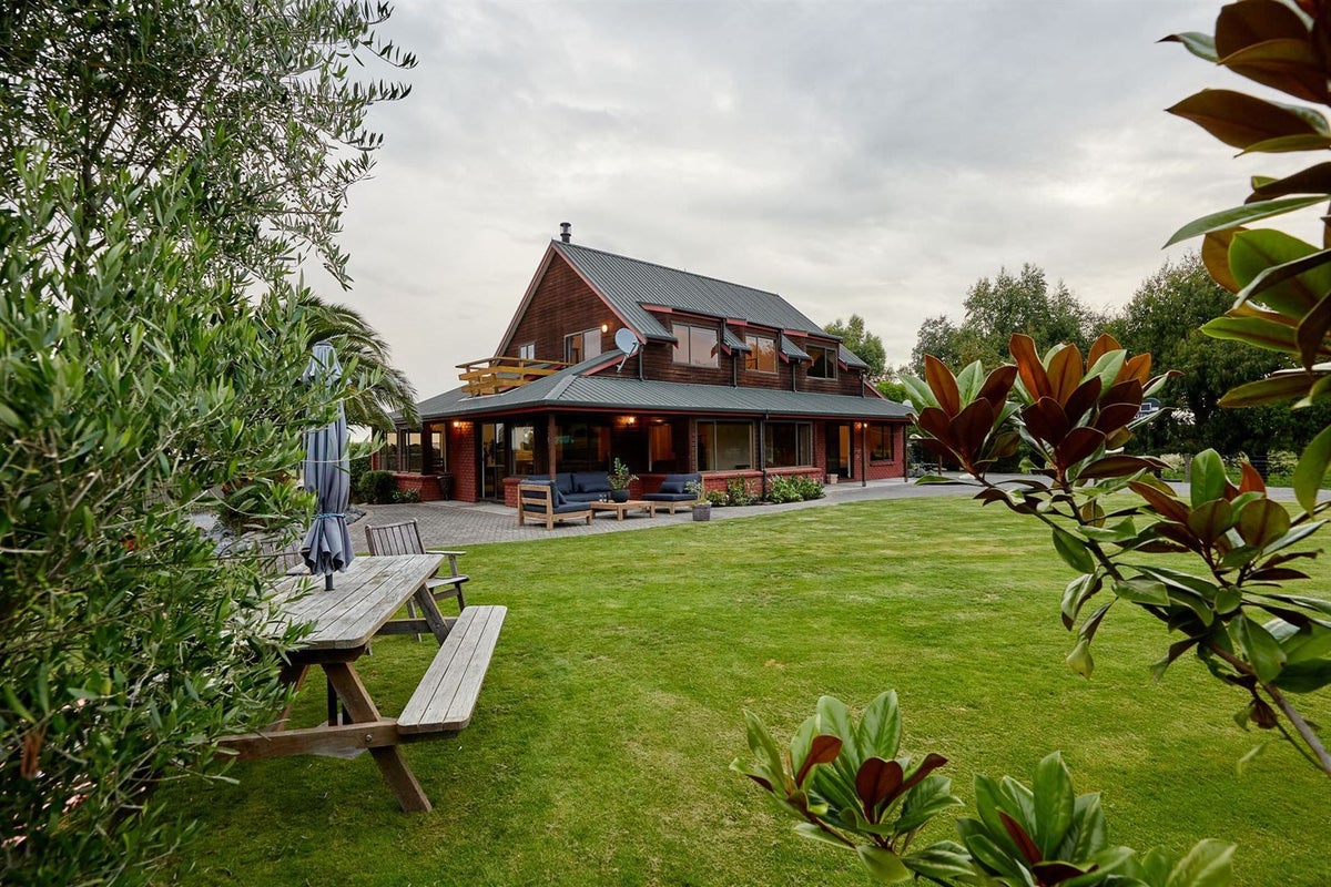 61 Harnetts Road, Kaikoura - Carousel 50