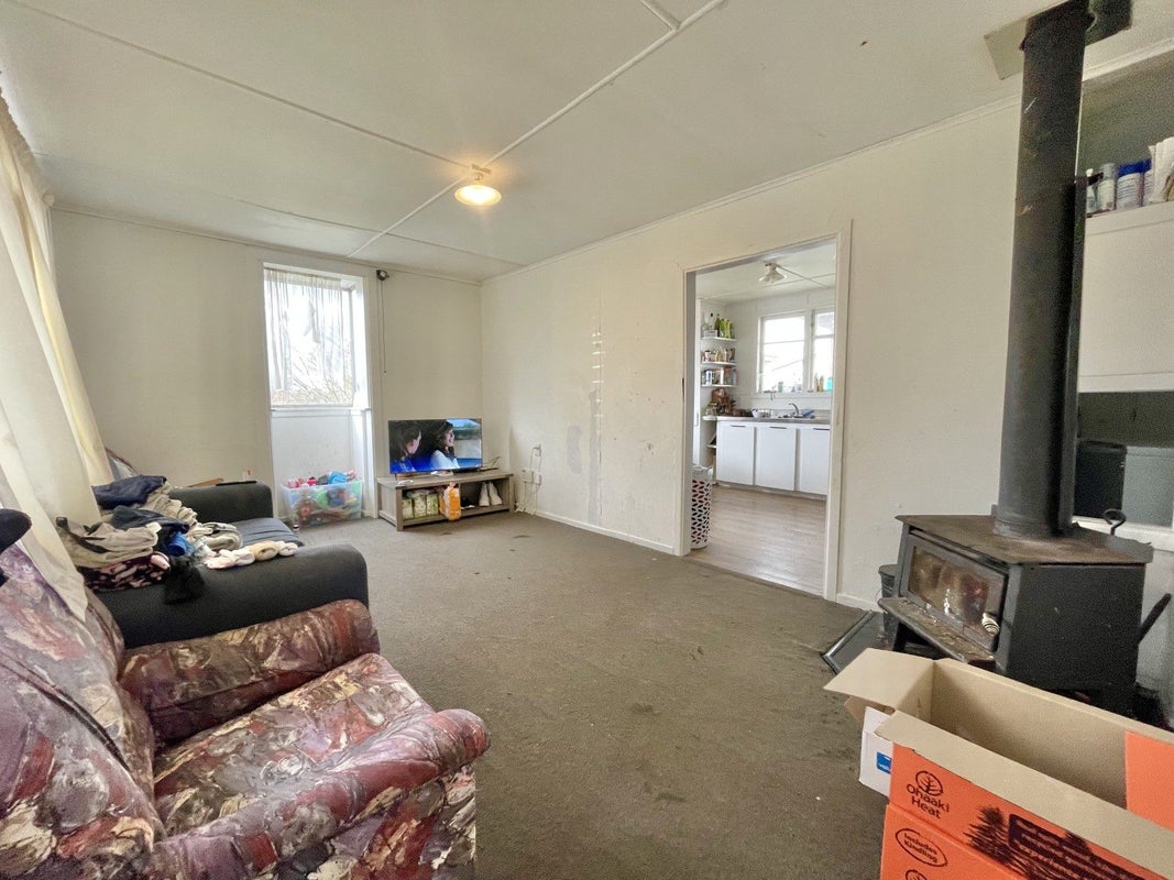 27 Crathie Crescent, Tokoroa, Tokoroa - Carousel 2