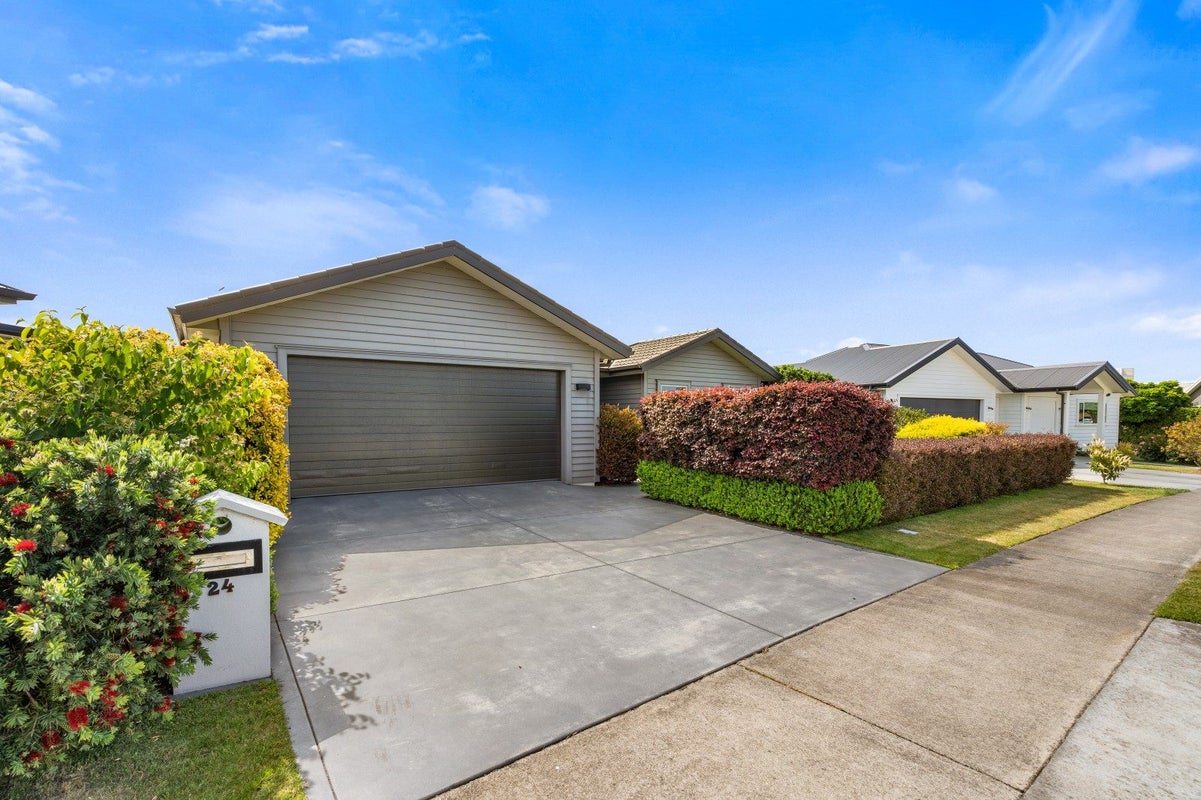 24 Percy Berry Place, Havelock North, Havelock North - Carousel 14