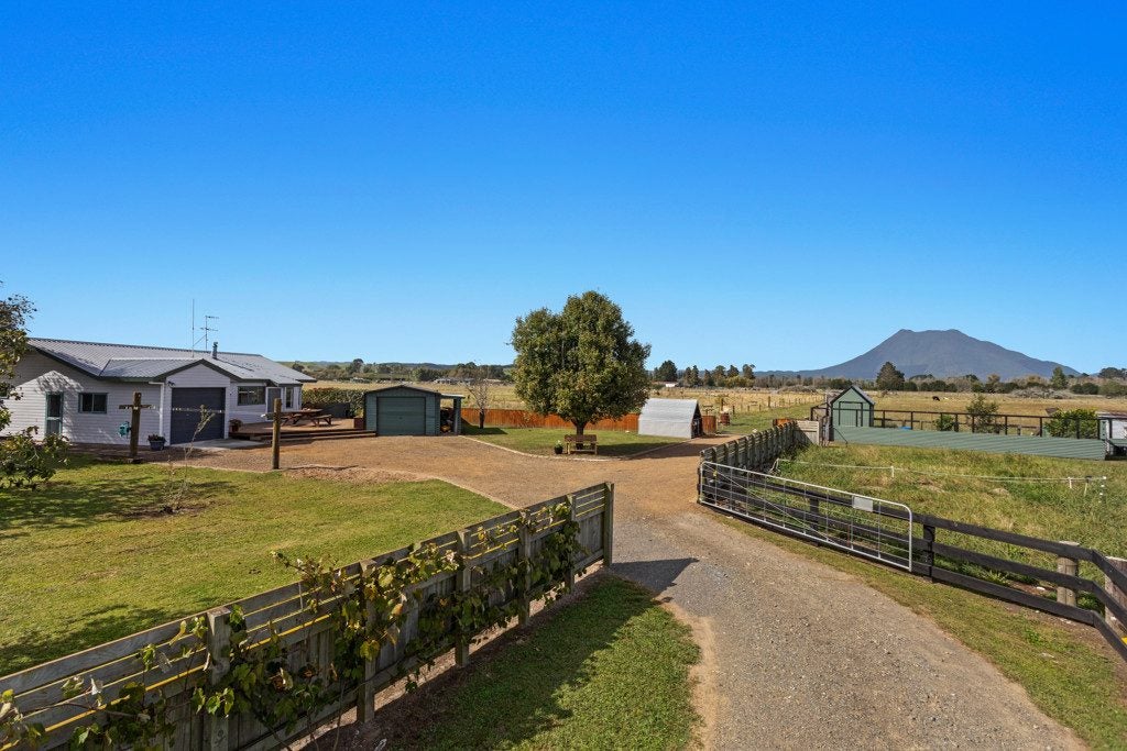 2399A State Highway 30, Otakiri, Whakatane - Carousel 1