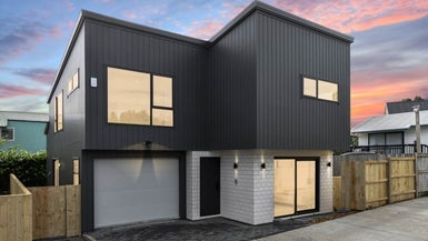 2/56 Connell Street, Blockhouse Bay, Auckland - Carousel 1