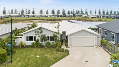 32 Kaituna Place, Te Awa, Napier - Carousel 1