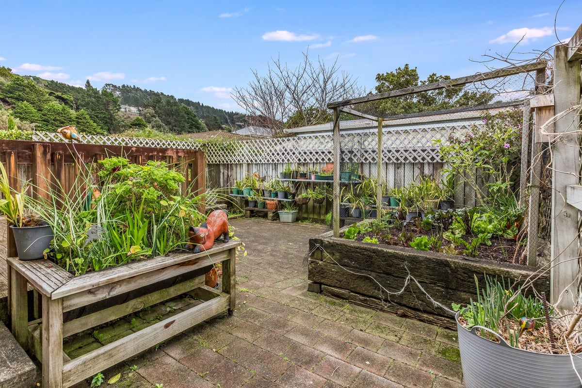11A Beauchamp Street, Tawa, Wellington - Carousel 14