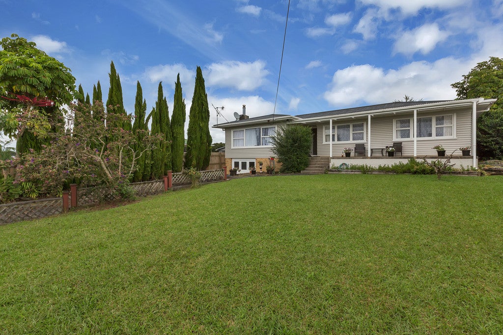 11 Corks Road, Te Kamo, Whangarei - Carousel 1