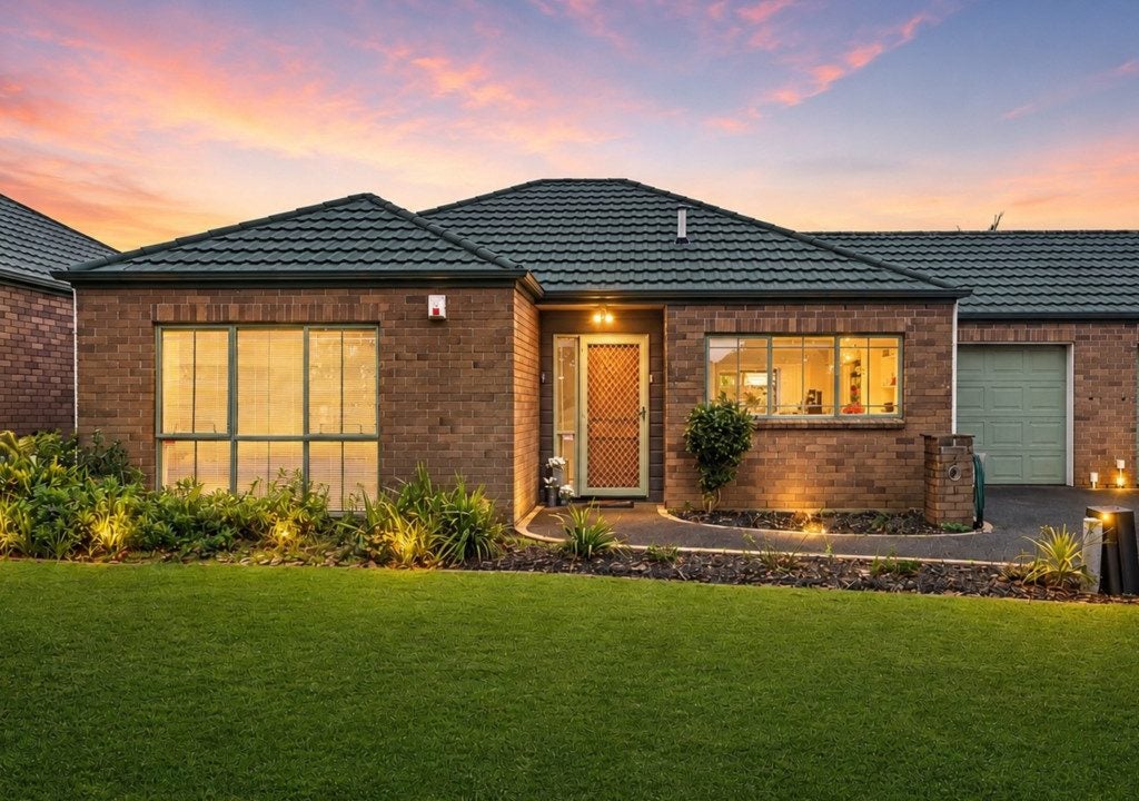 6 Craiburn Street, Ranui, Auckland - Carousel 1