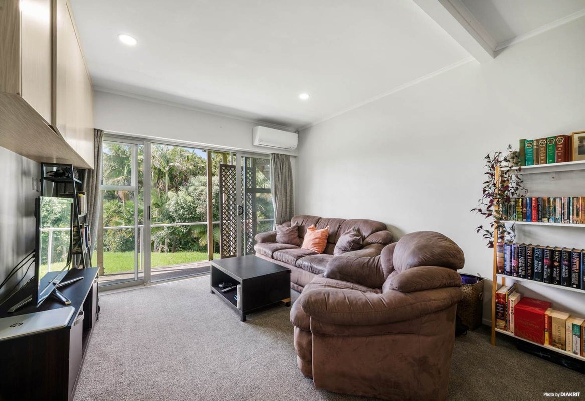 3/18 Fowler Street, Northcote, Auckland - Carousel 1