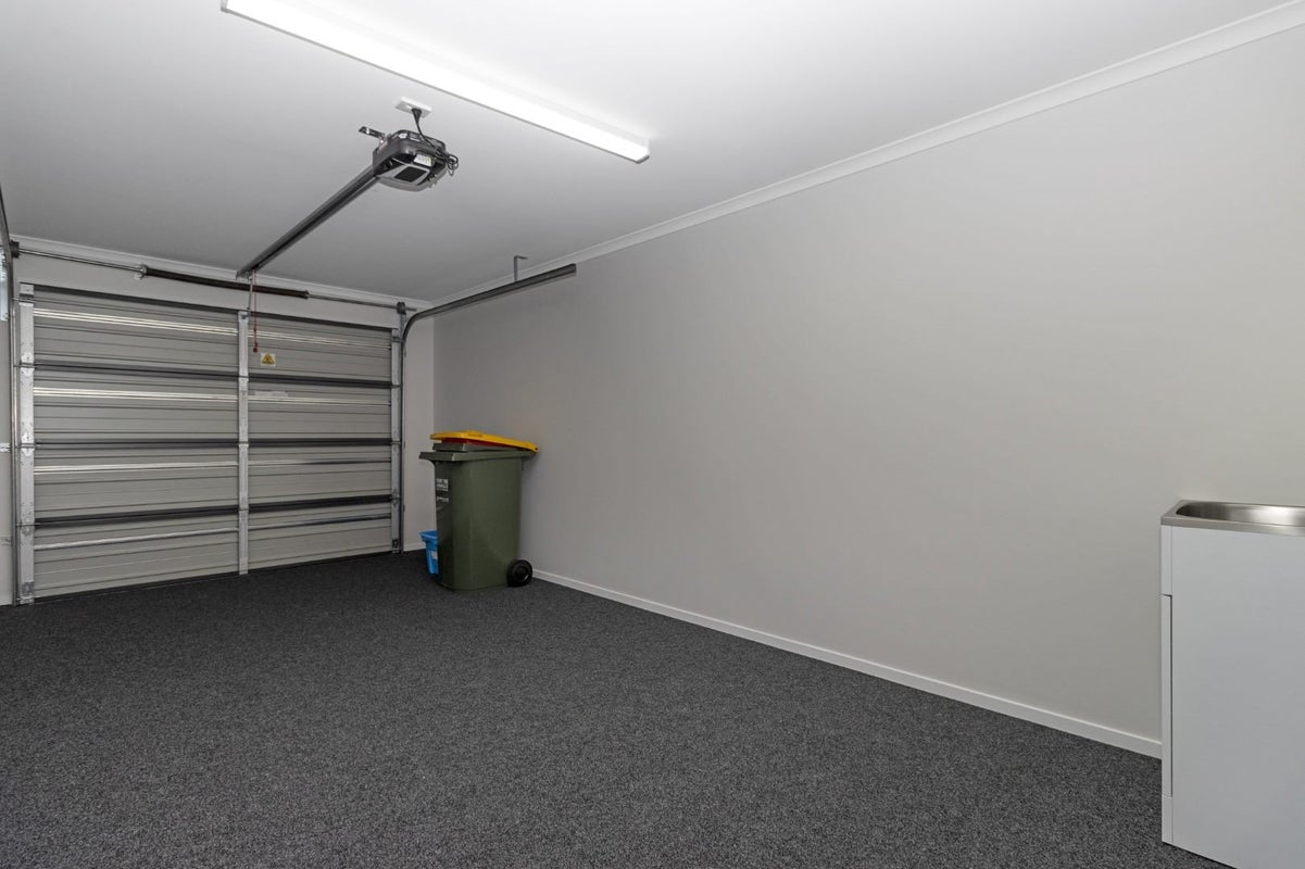 2/20 Alanbrooke Place, Beerescourt, Hamilton - Carousel 12