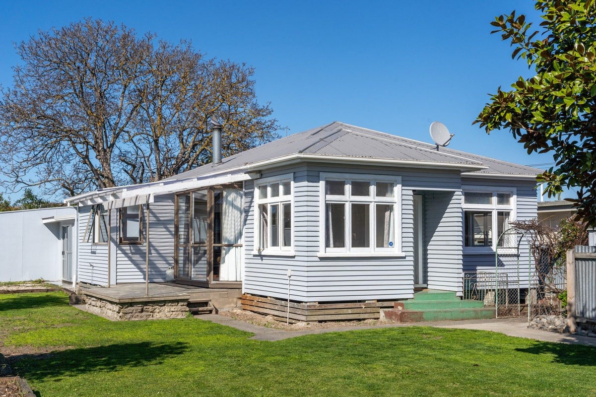 22 Budge Street, Mayfield, Blenheim - Carousel 18