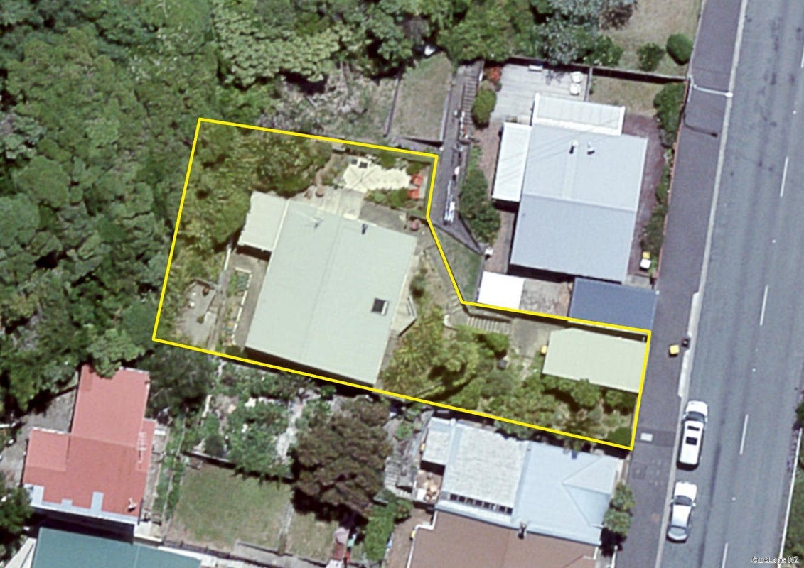 124 Queens Drive, Lyall Bay, Wellington - Carousel 15