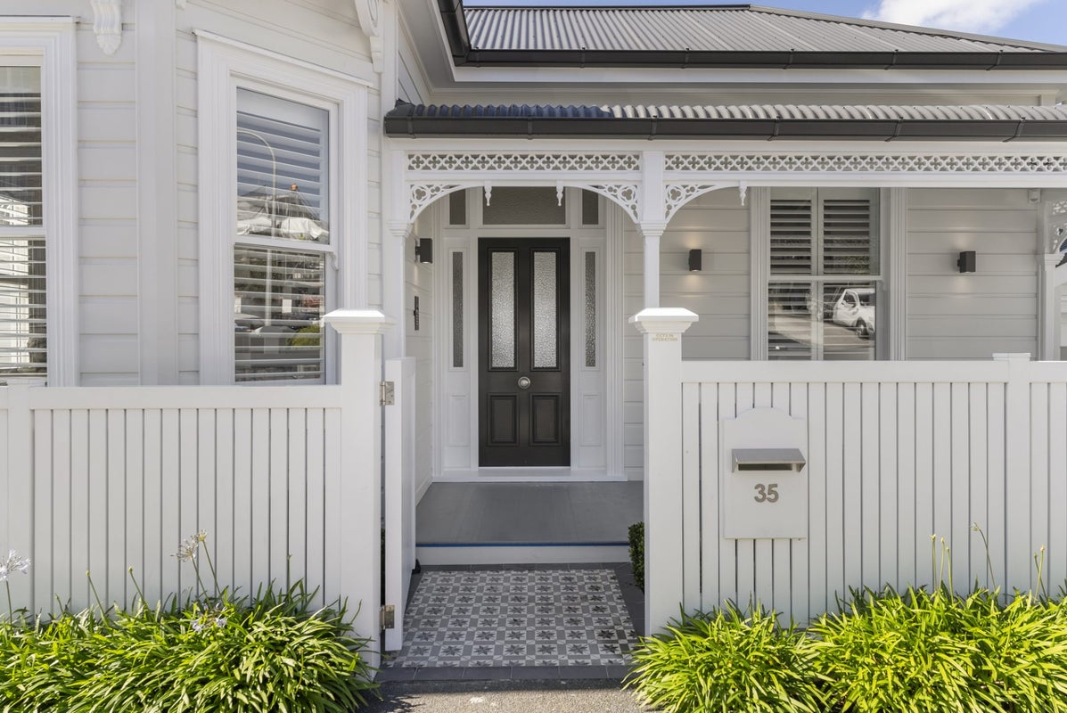 35 Arthur Street, Freemans Bay, Auckland - Carousel 2
