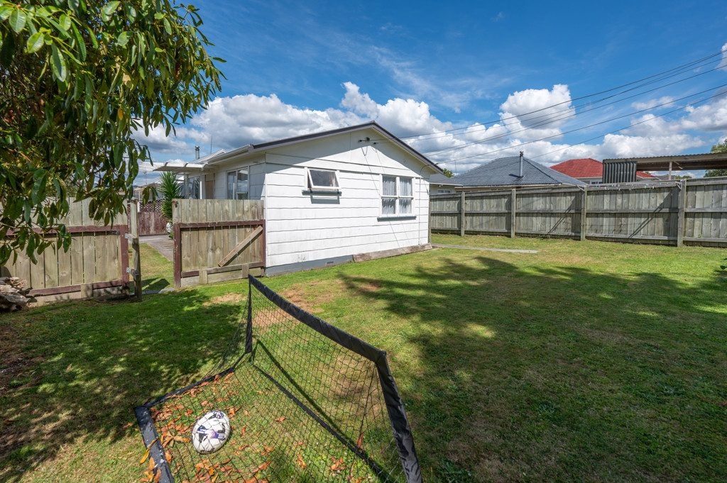 1/19 York Street, Glenholme, Rotorua - Carousel 2