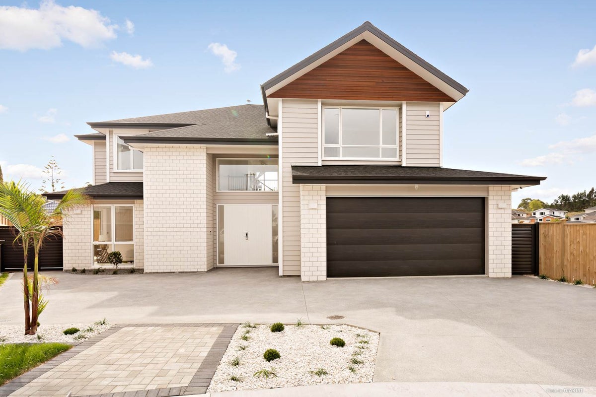 9 Caldwell Place, Pinehill, Auckland - Carousel 1