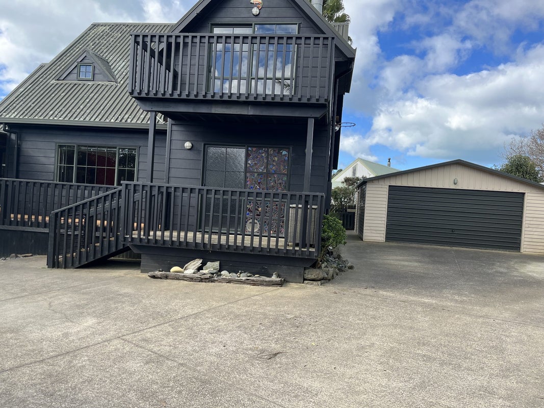 16 Toomer Place, Beachlands, Auckland - Carousel 17