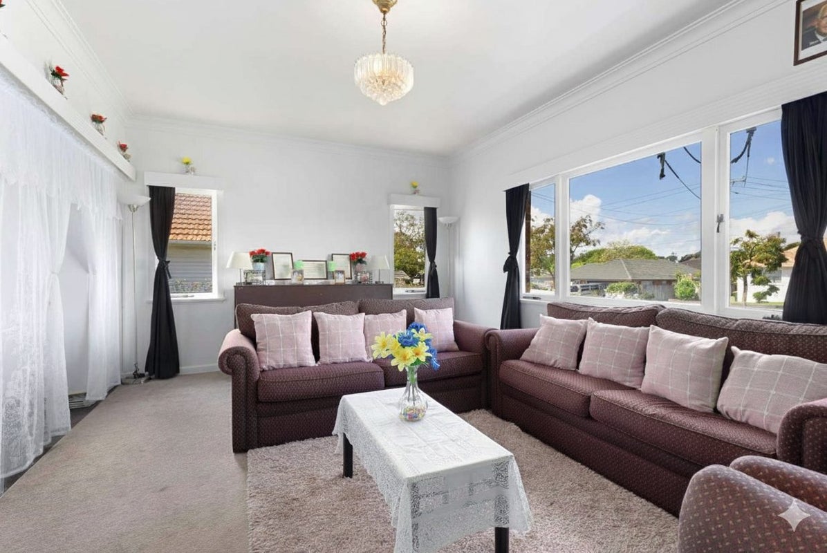 6 Frances Street, Manurewa, Auckland - Carousel 2