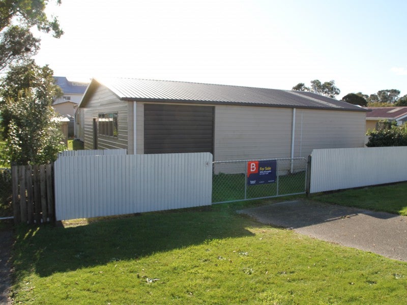 4 Cook Street, Carters Beach, Westport - Carousel 21