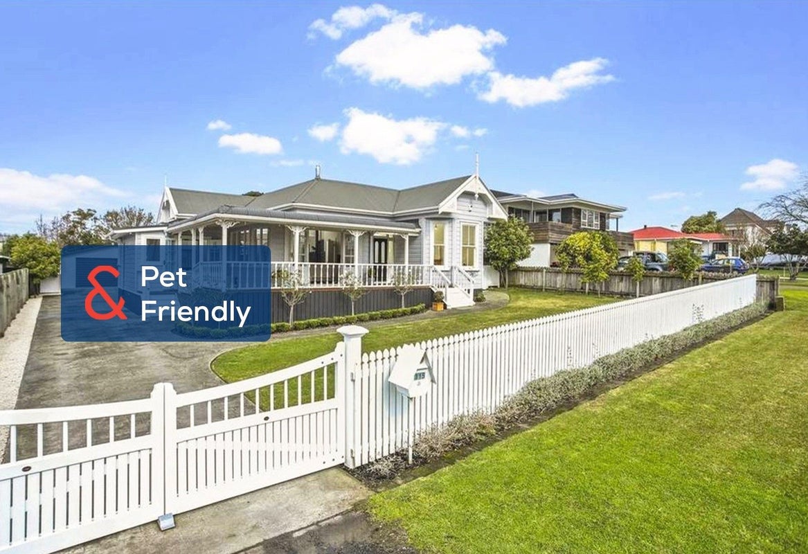 115 First View Avenue, Beachlands, Auckland - Carousel 1