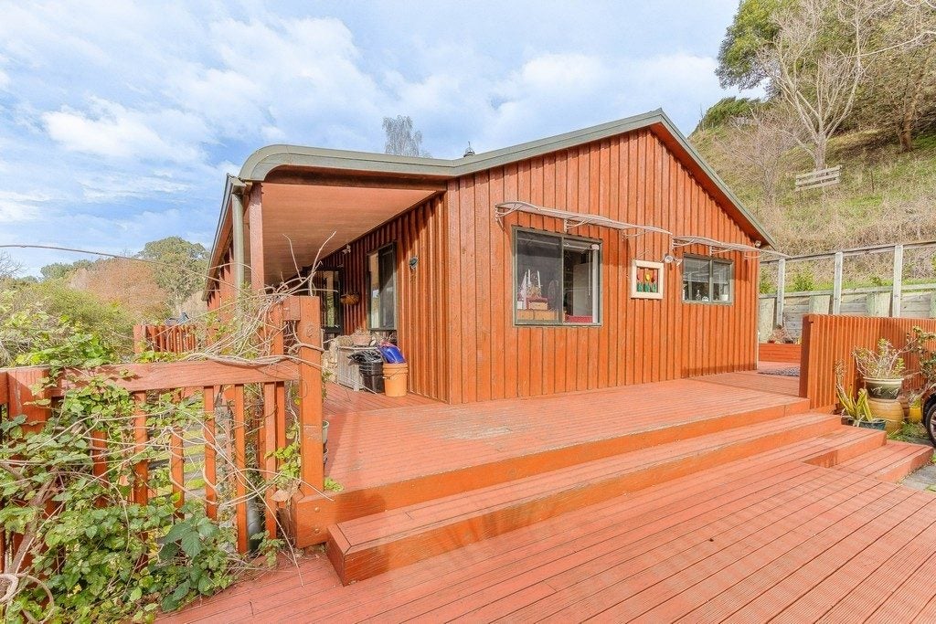 38 Durie Vale Road, Durie Hill, Whanganui - Carousel 1