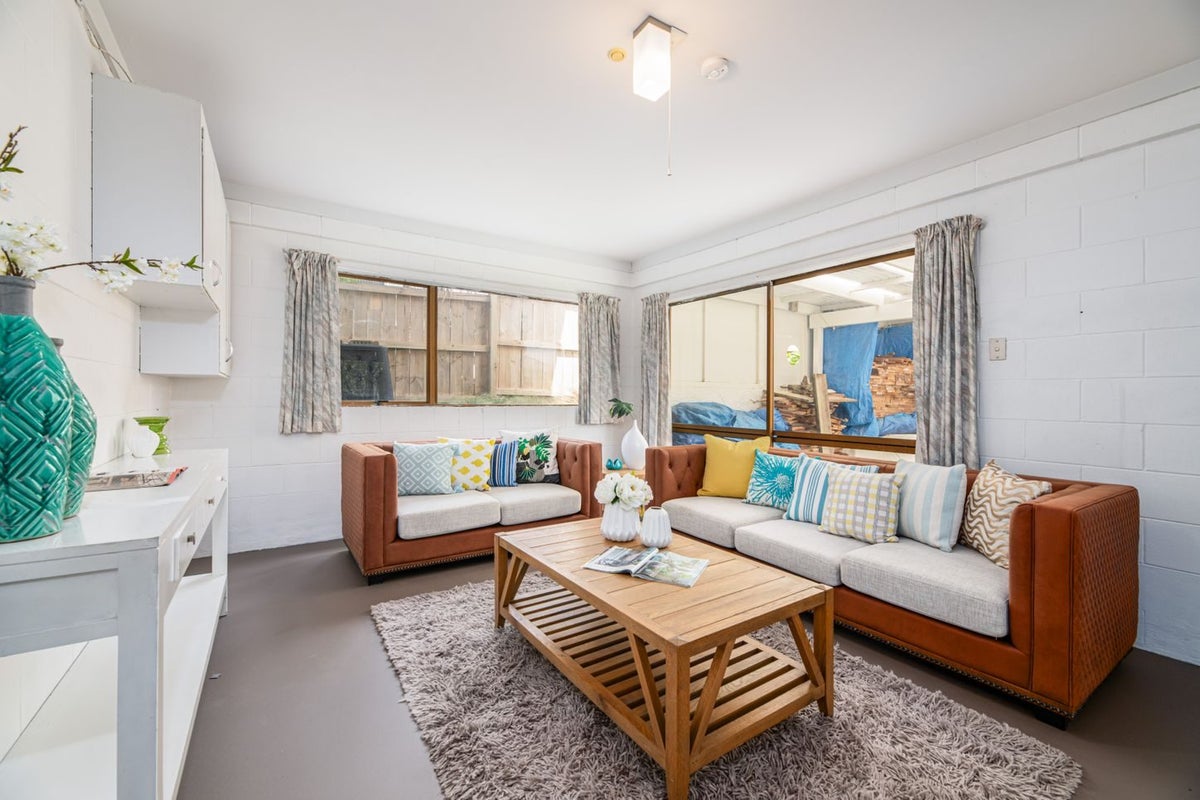 46 Spence Road, Henderson, Auckland - Carousel 2