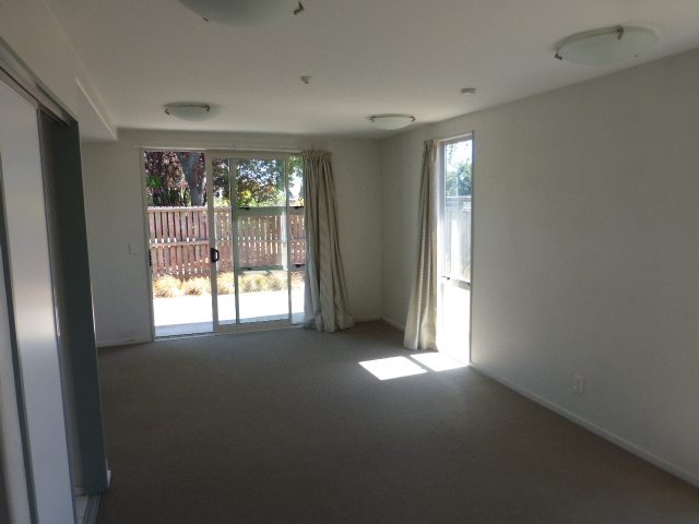 1/14 Brougham Street, Addington, Christchurch - Carousel 1