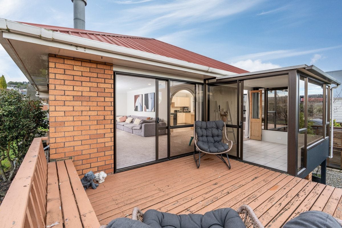 47 Kinmont Crescent, Kinmont Park, Mosgiel - Carousel 2