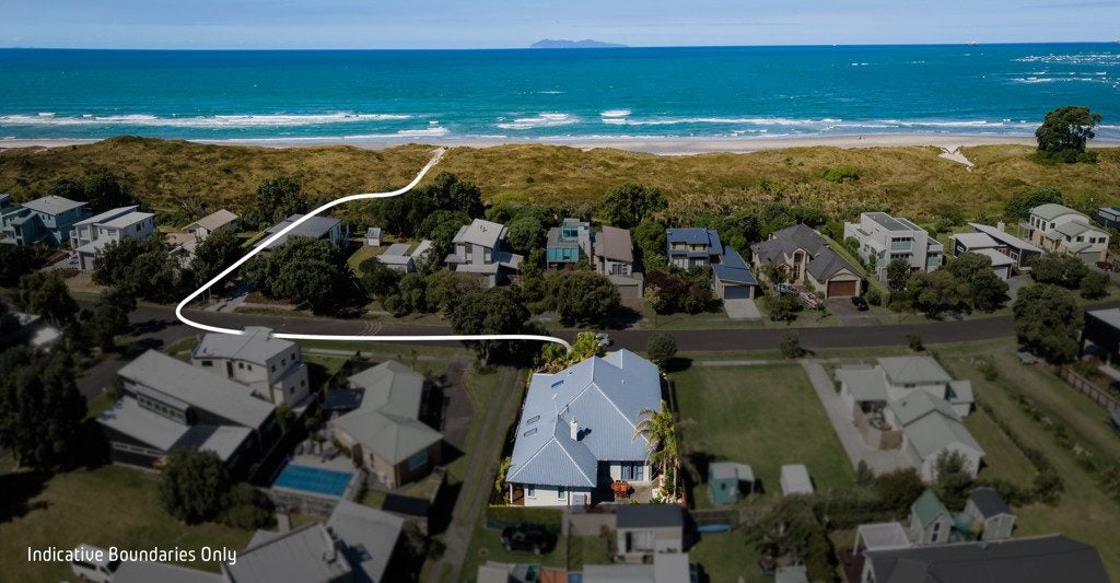 26 Bowentown Boulevard, Bowentown, Waihi Beach - Carousel 1