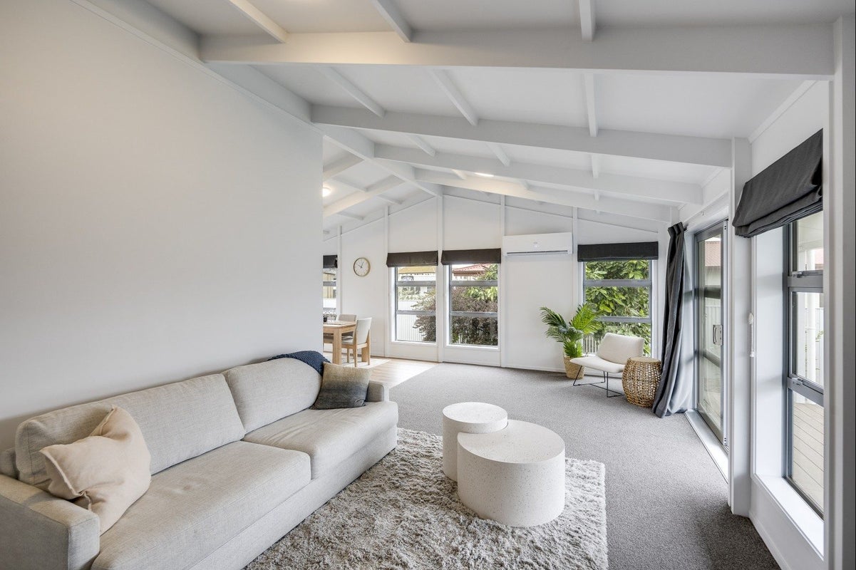 1012 Willowpark Road North, Mayfair, Hastings - Carousel 1