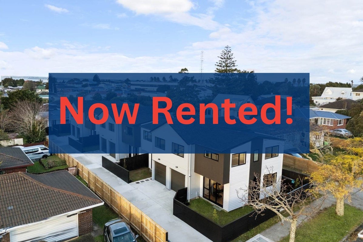37F Flanshaw Road, Te Atatu South, Auckland - Carousel 1