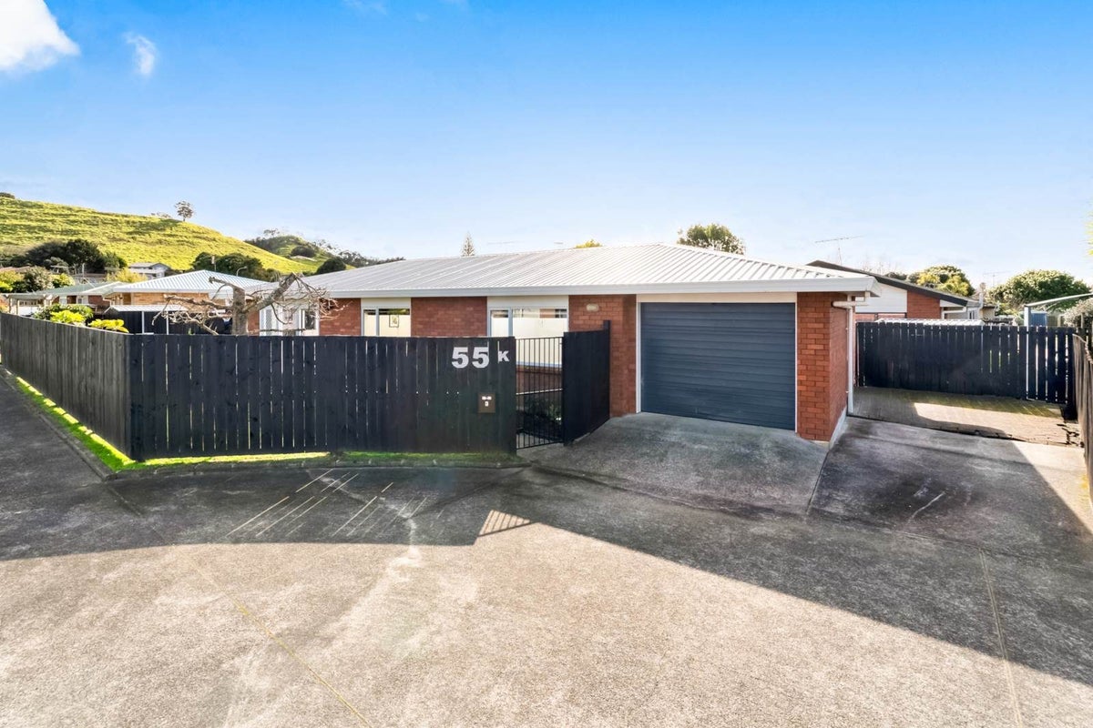 11/55 Mountain Road, Mangere Bridge, Auckland - Carousel 1