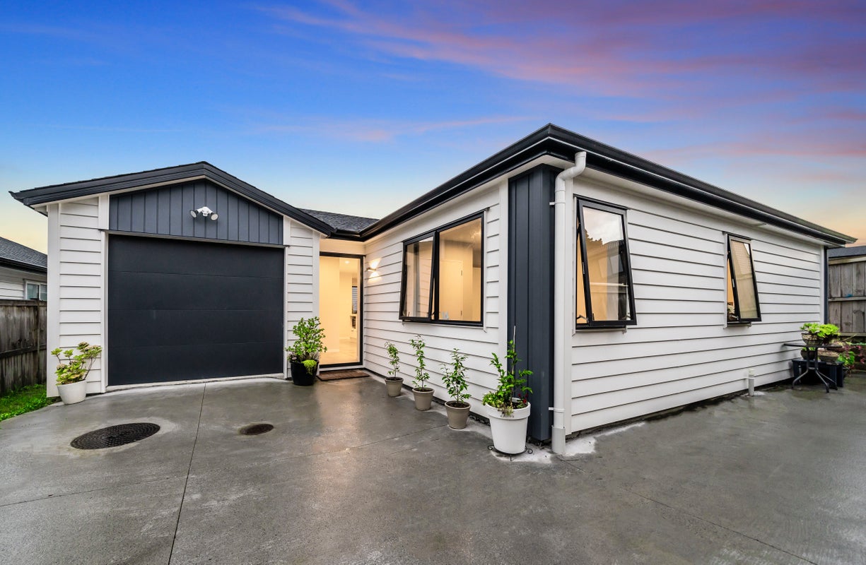 14 Verdot Close, Kumeu - Carousel 1