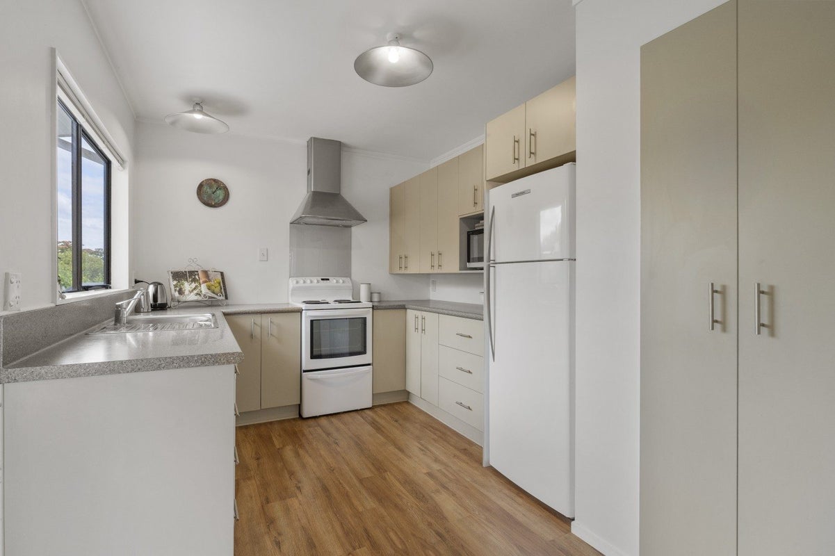 1/11 Kereru Street, Two Mile Bay, Taupo - Carousel 2