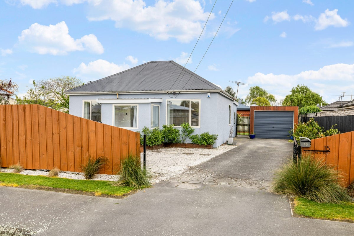 15 Donegal Street, Belfast, Christchurch - Carousel 1