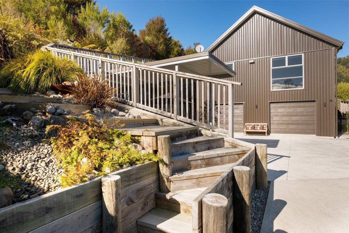 49 Boons Valley Road, Waikawa, Picton - Carousel 2