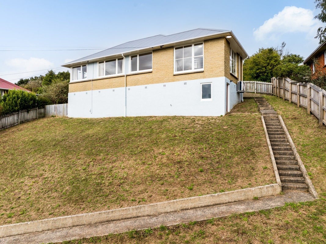 82 Turnbull Street, Brockville, Dunedin - Carousel 17