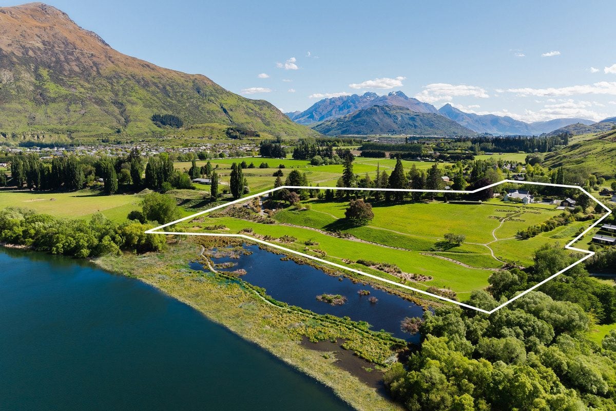 19 Ellen Johnson Terrace, Lake Hayes, Queenstown - Carousel 2
