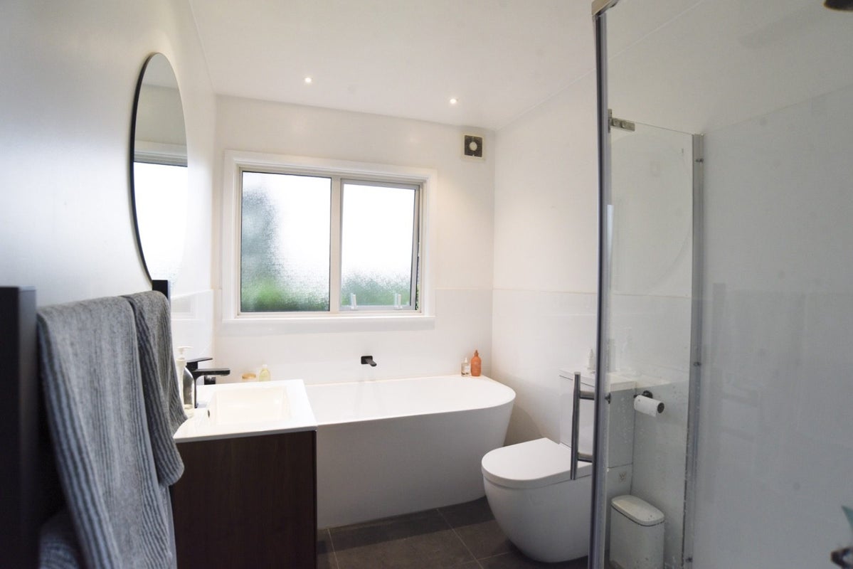 239 Greers Road, Bryndwr, Christchurch - Carousel 12