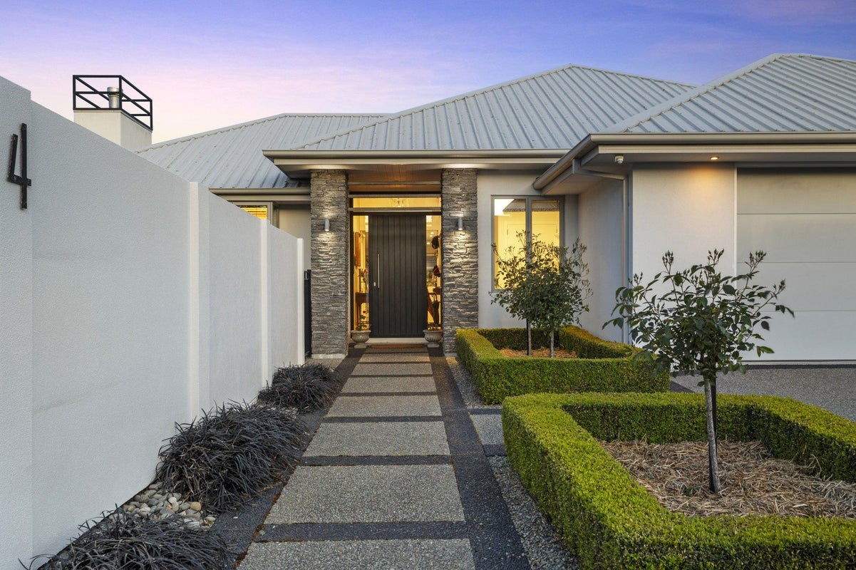 4 Rivers Edge, Northwood, Christchurch - Carousel 2