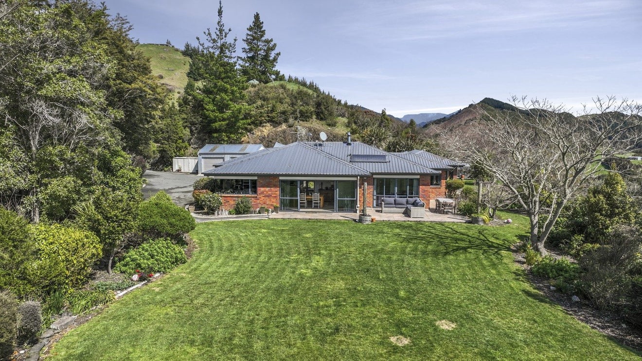 8 Lee Valley Road, Wairoa Valley - Carousel 2