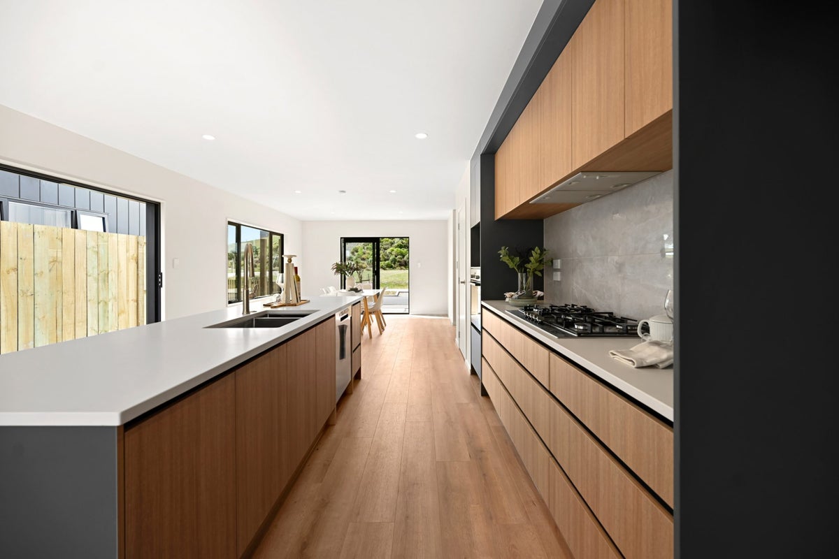 74 Overton Street, Rototuna North, Hamilton - Carousel 2