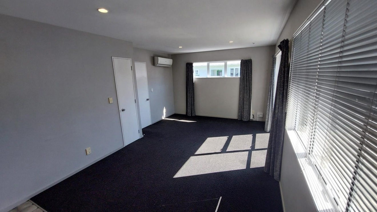 37 Hargest Crescent, Sydenham, Christchurch - Carousel 2