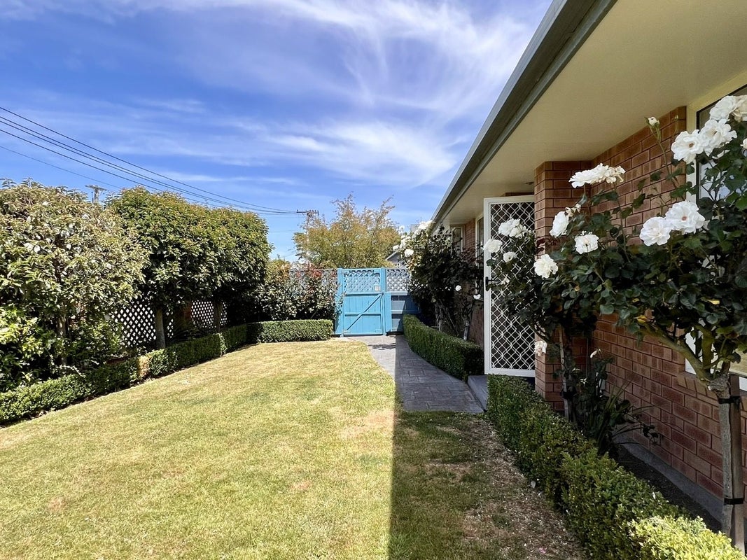 1/23 Lansbury Avenue, Strowan, Christchurch - Carousel 2