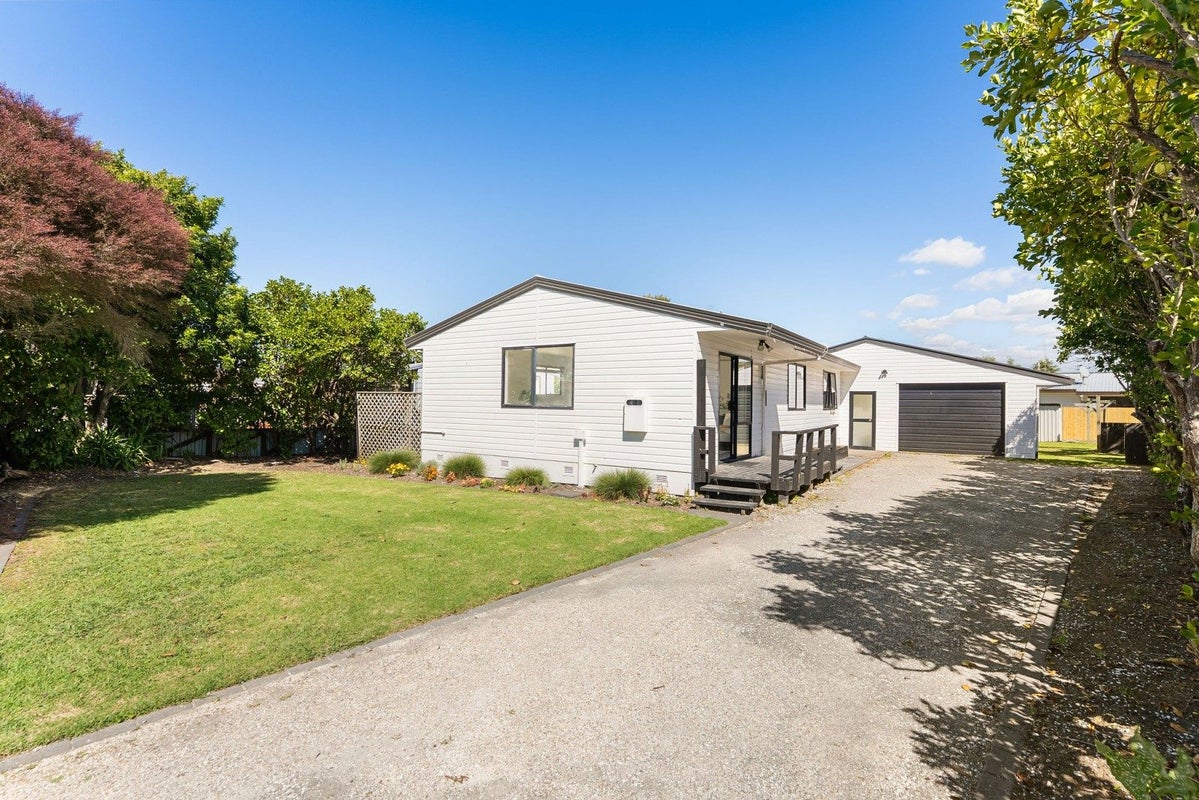 62 Topaz Drive, Papamoa Beach, Papamoa - Carousel 1