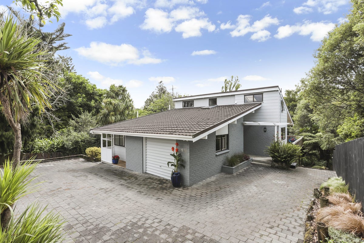50A Gardner Avenue, New Lynn, Auckland - Carousel 1