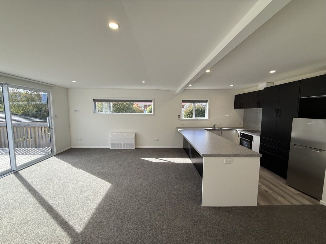 8 Kennedy Road, Fairfield, Dunedin - Carousel 1