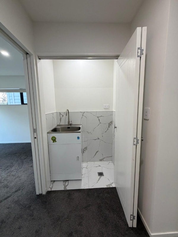 3/2 Donnell Avenue, Favona, Manukau City, Auckland - Carousel 16