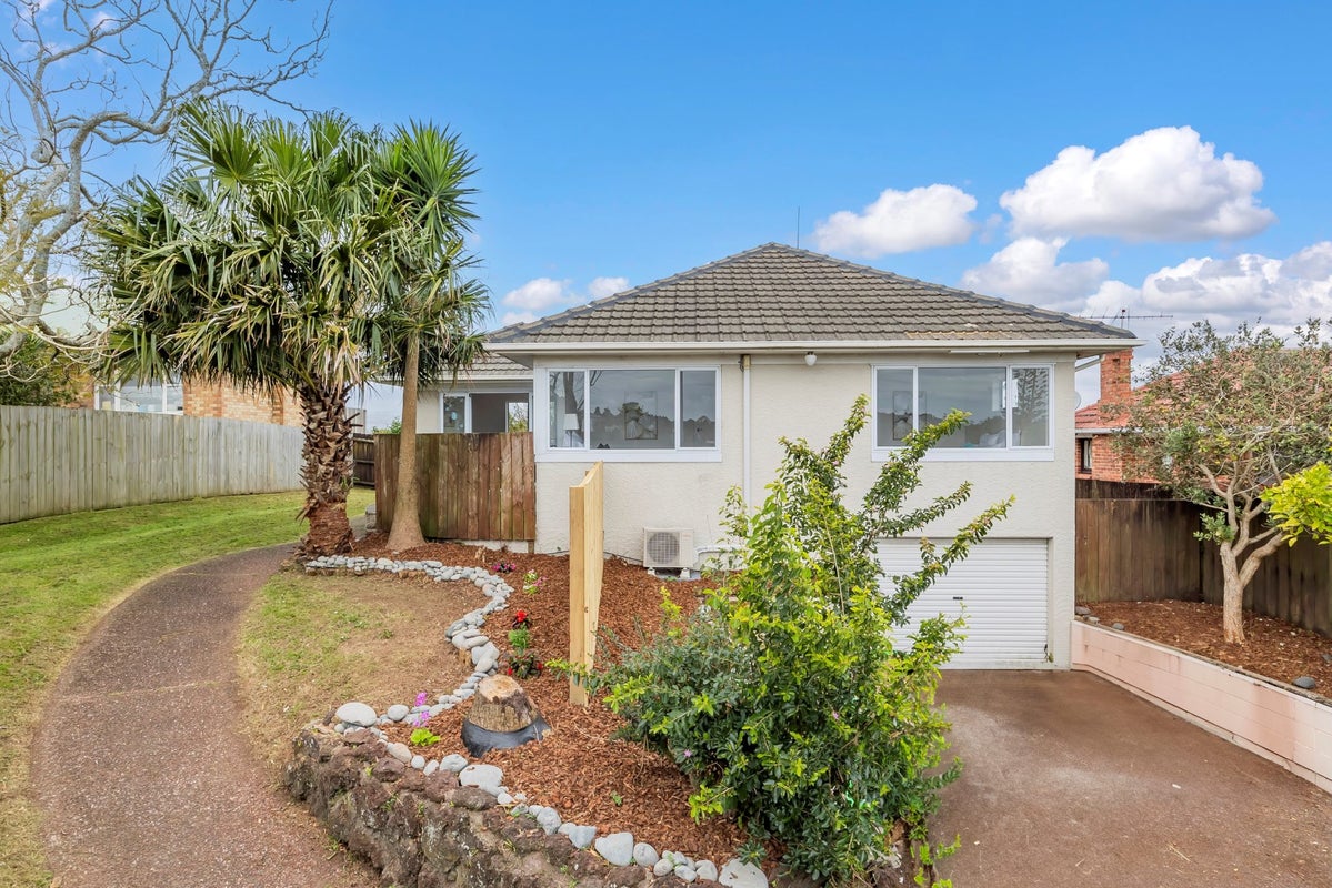 569 Glenfield Road, Glenfield, Auckland - Carousel 1