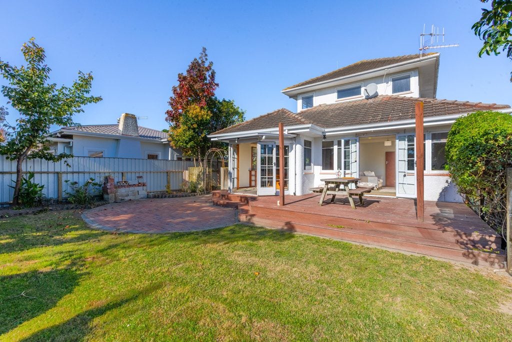 1 McKenzie Avenue, Marewa, Napier - Carousel 16