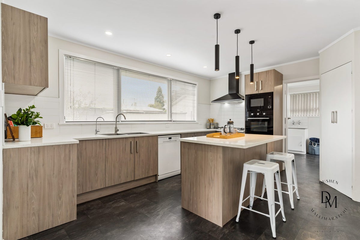 41 Hywell Place, Manurewa, Auckland - Carousel 2