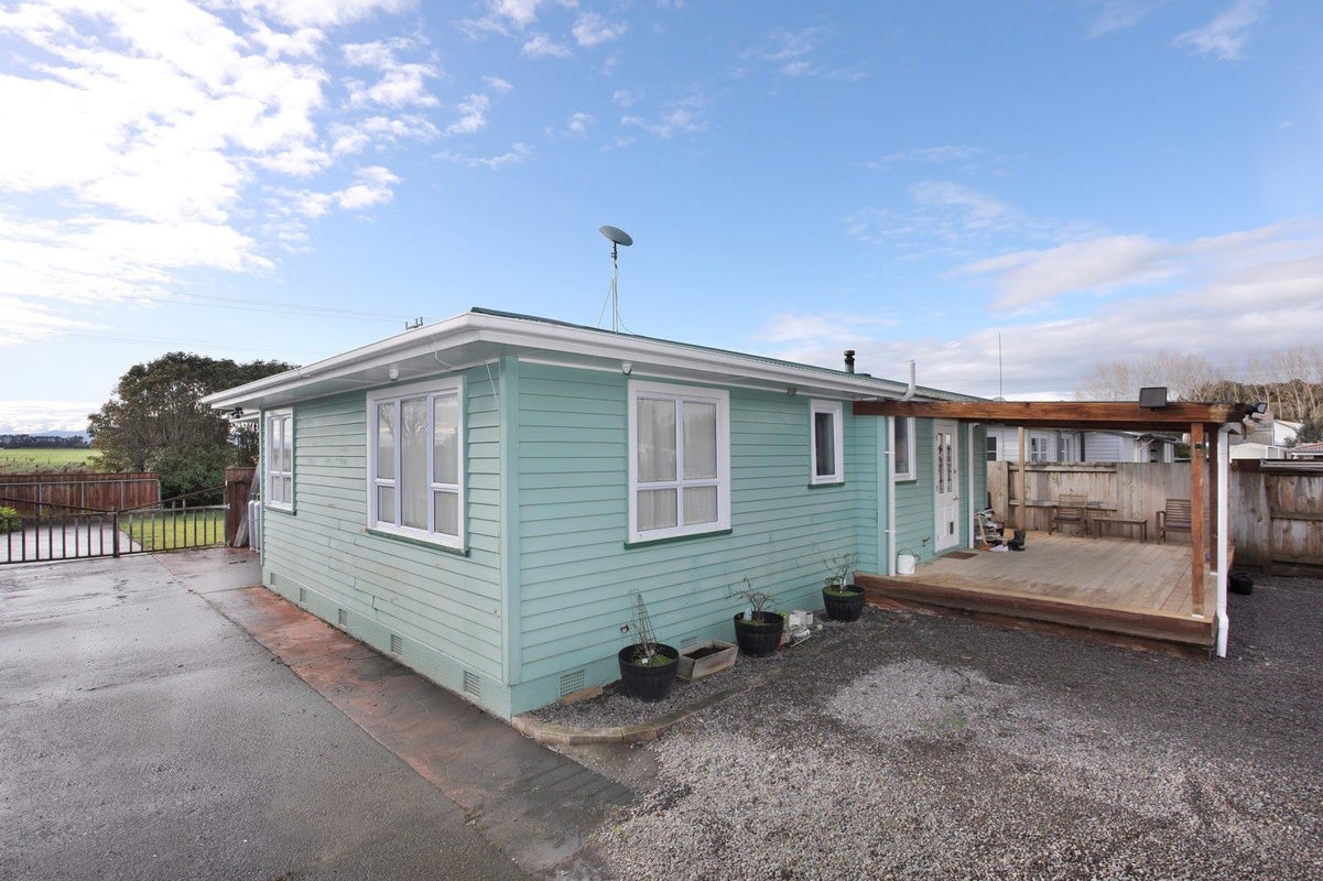 1291 Rangitikei Line, Newbury, Palmerston North - Carousel 1